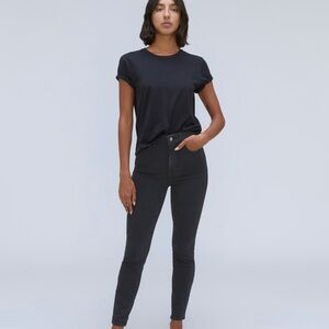 EVERLANE Sleek Black Skinny Jeans with Stretchy Comfort